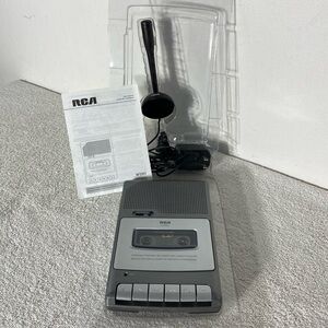 Vintage RCA Model RP3503-A Portable Cassette Tape Recorder Player W Microphone